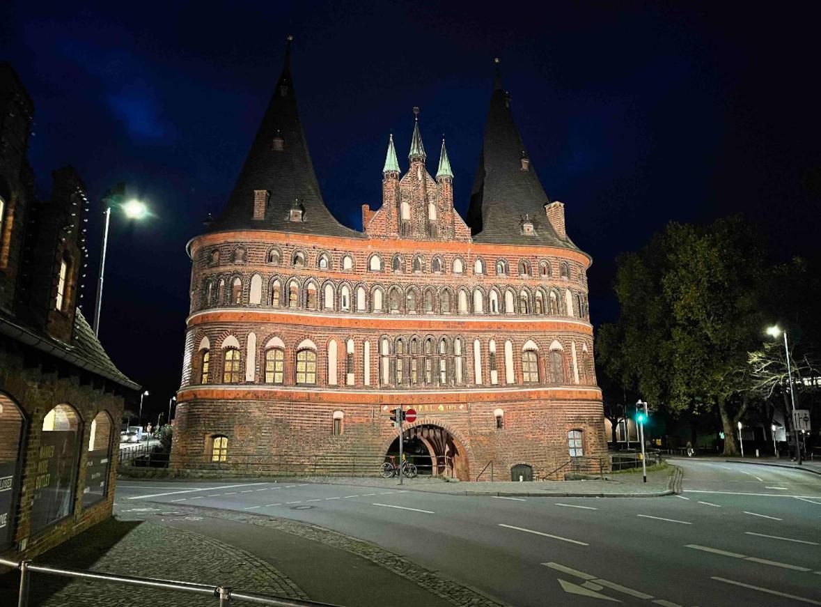 Ferienwohnung Hansetraum Luebeck Esterno foto